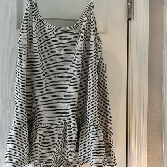 Anthropologie brand new cami style shirt with ruffle detail - Picture 7 of 8